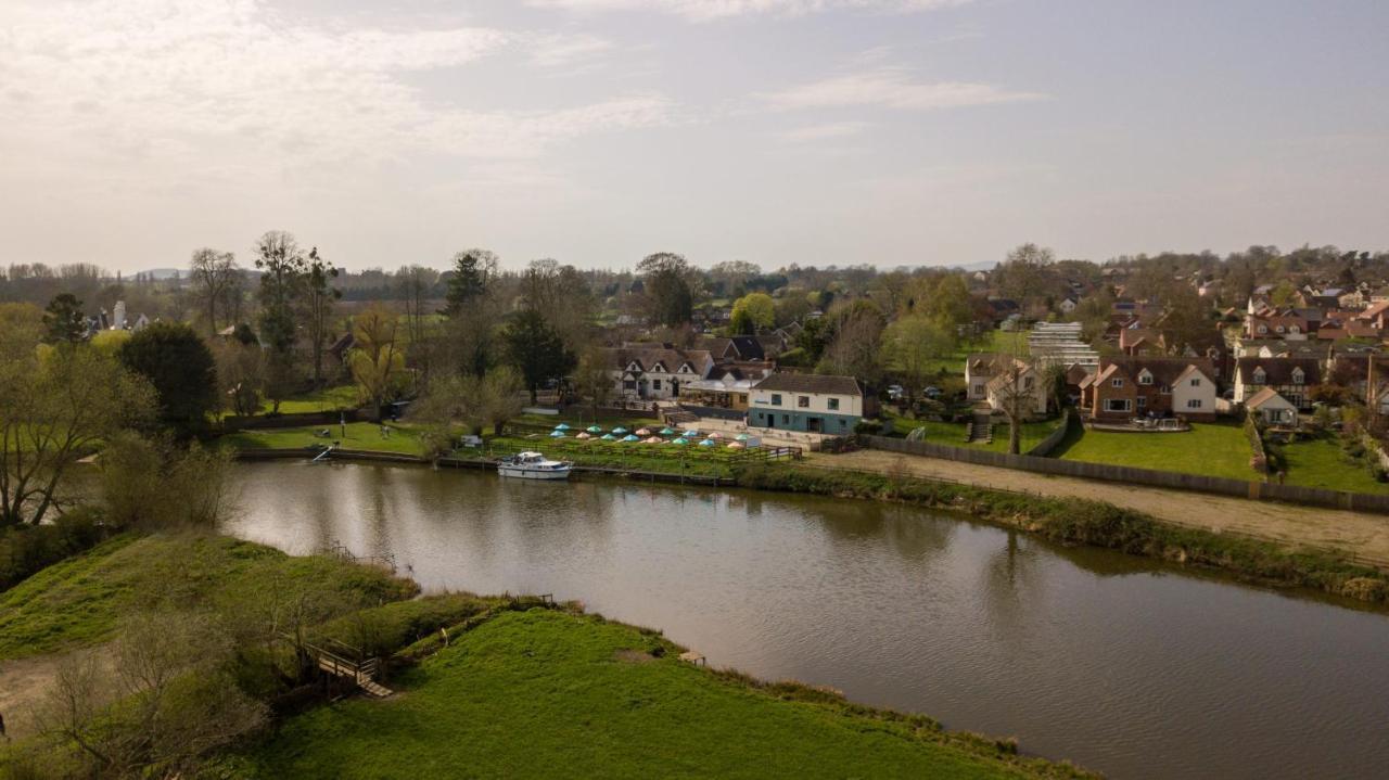 The Fleet Inn Tewkesbury Buitenkant foto