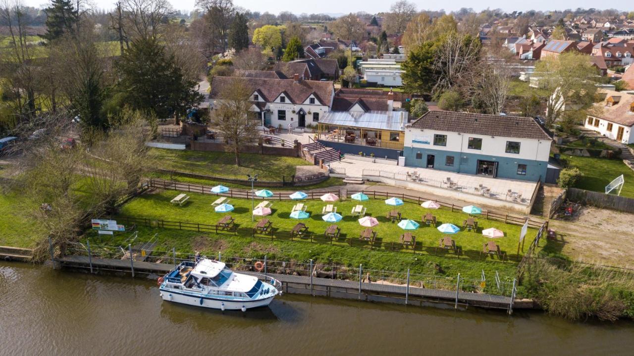 The Fleet Inn Tewkesbury Buitenkant foto